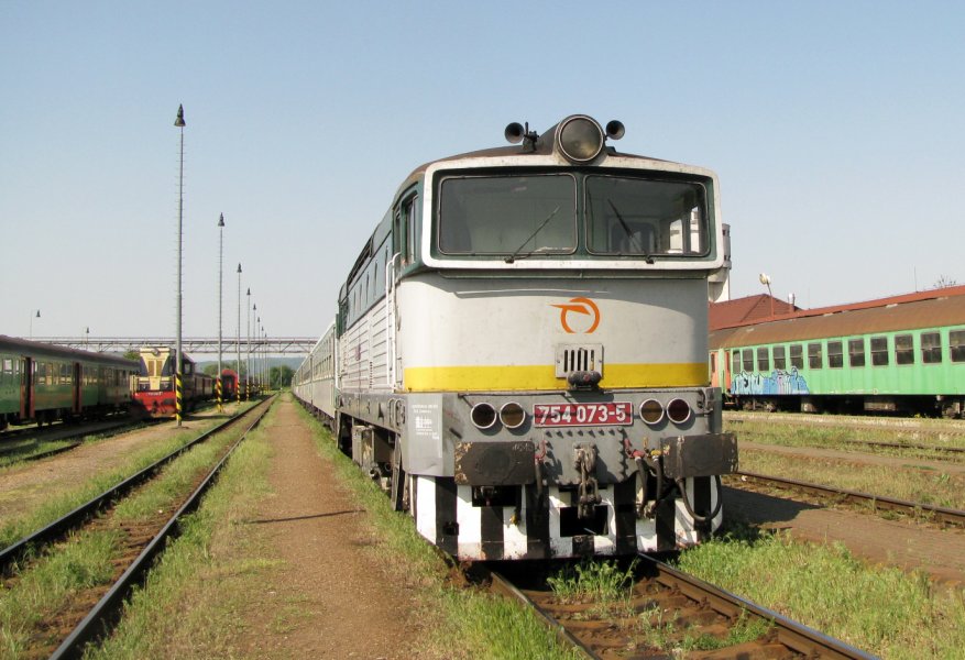 754 073-5
